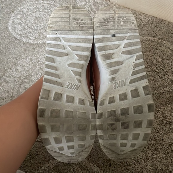 Air max Thea rose gold barely used - Picture 2 of 3